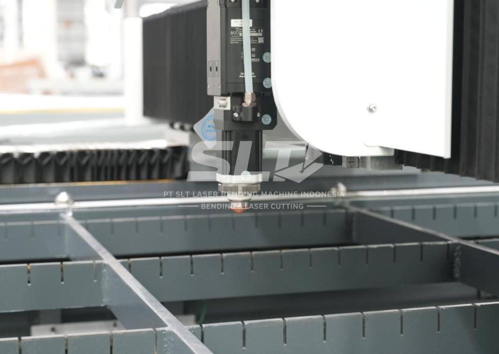 pemotong laser 3000w